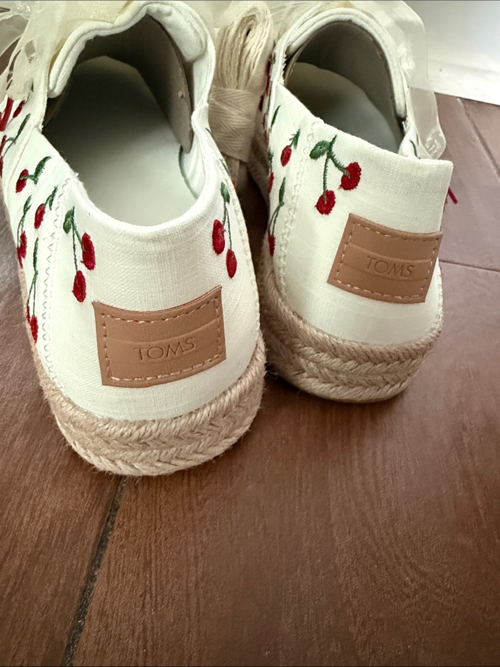 Toms Cream Canvas Cherry Embroidered Espadrille Sneakers - Picture 6 of 10